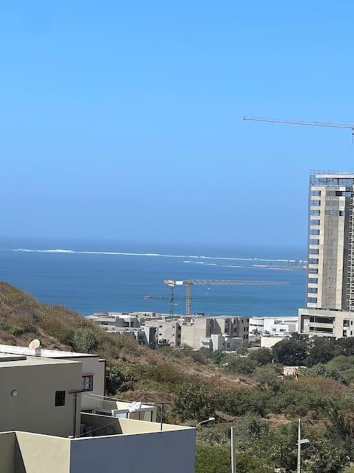 דקר Jumeirah On The Hills, Mamelles מראה חיצוני תמונה
